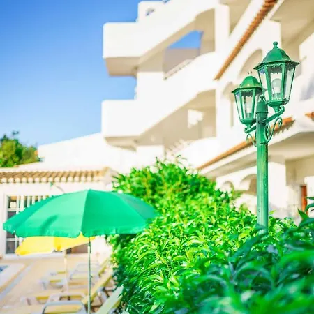 Solar Do Sol Aparthotel