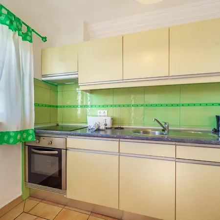 Ξενοδοχείο με διαμερίσματα Solar Do Sol Αλμπουφέιρα